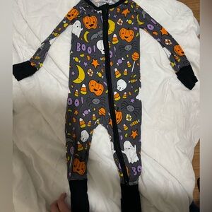Little sleepies Halloween pajamas 👻🎃